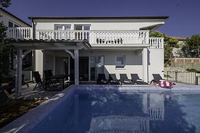 Inviting 3-bed House on the Island of Rab, Croatia