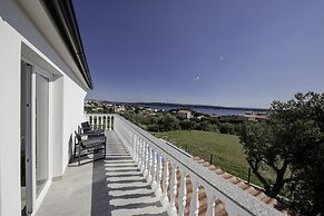 Inviting 3-bed House on the Island of Rab, Croatia