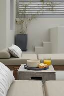 Santorini Sky, Luxury Resort