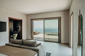 Santorini Sky, Luxury Resort