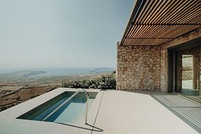 Santorini Sky, Luxury Resort