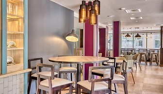 Premier Inn Oxford City Centre - Westgate