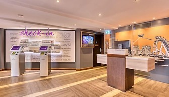Premier Inn Oxford City Centre - Westgate