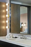 The Memphian, a Tribute Portfolio Hotel