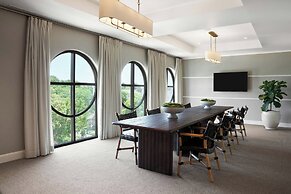 The Memphian, a Tribute Portfolio Hotel