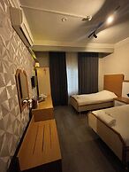Mola Otel