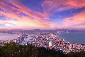 Wyndham Grand Plaza Royale Shuangyue Bay