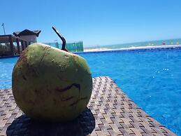 Riviera Beach Place Golf Residence