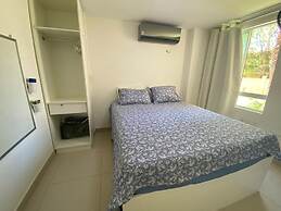 Riviera Beach Place Golf Residence