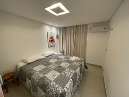 Riviera Beach Place Golf Residence