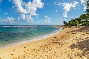 Camp Alealea 1 3 Bedroom Home by RedAwning