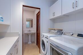 Camp Alealea 1 3 Bedroom Home by RedAwning