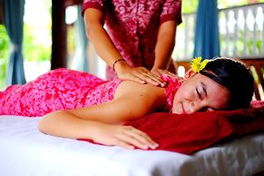 Bali Taman Lovina Resort & Spa Suites