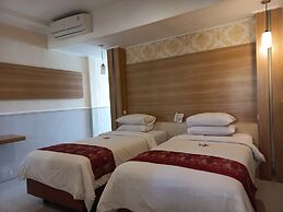 Bali Taman Lovina Resort & Spa Suites