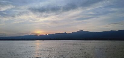 Bali Taman Lovina Resort & Spa Suites