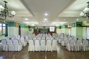 Bali Taman Lovina Resort & Spa Suites