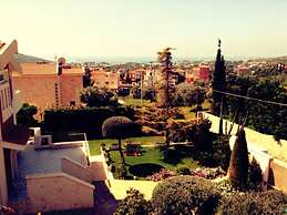 Stunning 4-bed Villa in Lagonisi Kalivia Thorikou