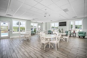 Lighthouse Suites - Best Western Signature Collection