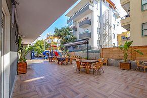 Royalisa City Apart Hotel