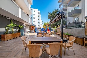 Royalisa City Apart Hotel