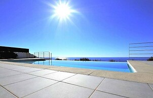 Excellent Seafront Villa in Cala Pi