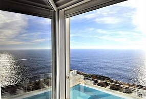 Excellent Seafront Villa in Cala Pi