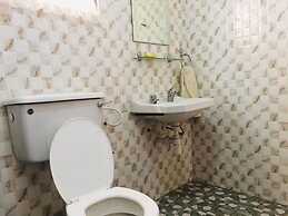 Room-single Room - Ground Floor in Accra