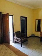 Room in B&B - Double Room With Balcony