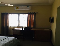 Room in B&B - Single Room - 1st Floor