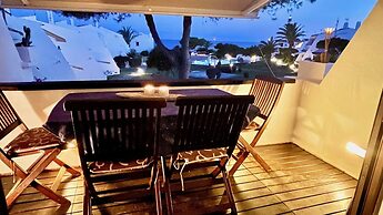 Apartment With Great Sea View and Community Swimming Pool and Private 