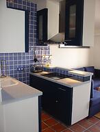 Apartment With Great Sea View and Community Swimming Pool and Private 