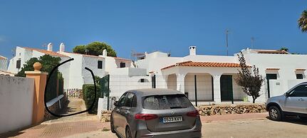 Apartment With Great Sea View and Community Swimming Pool and Private 