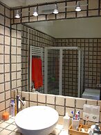 Apartment With Great Sea View and Community Swimming Pool and Private 