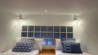 Apartment With Great Sea View and Community Swimming Pool and Private 