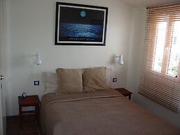 Apartment With Great Sea View and Community Swimming Pool and Private 