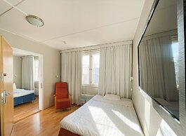 Hotelli Jokipuisto
