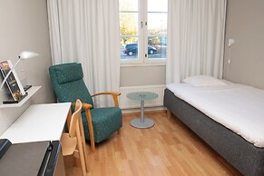 Hotelli Jokipuisto