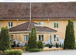 Hotelli Jokipuisto