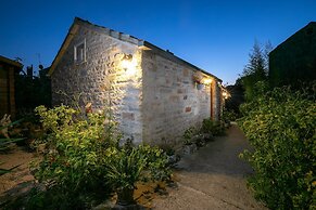 Stone House Harmony
