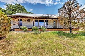 Pecan Farm Haus 2 Bedroom Cottage by RedAwning