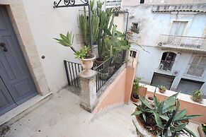 Noto Da Quassù Relax B&B