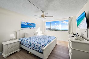 Our House at the Beach by Beachside Mgt