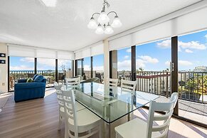 Our House at the Beach by Beachside Mgt