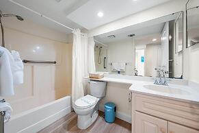 Our House at the Beach by Beachside Mgt