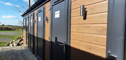Campsite - The Ring Pub Glamping Pods