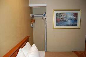 Pleasant Hill Inn