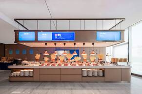 Holiday Inn Express Shenzhen Longhua by IHG