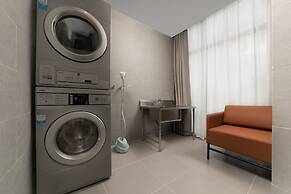 Holiday Inn Express Shenzhen Longhua by IHG