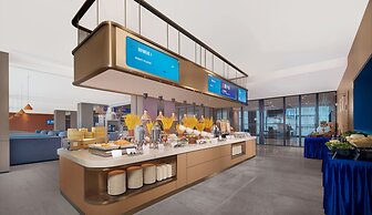 Holiday Inn Express Shenzhen Longhua by IHG