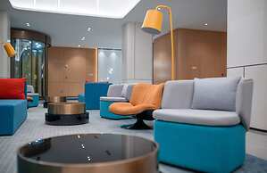 Holiday Inn Express Shenzhen Longhua by IHG